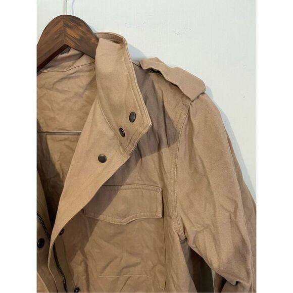 Brand New, No Tags Women’s Medium Khaki Full Zip Barn Coat Jacket - Picture 3 of 5